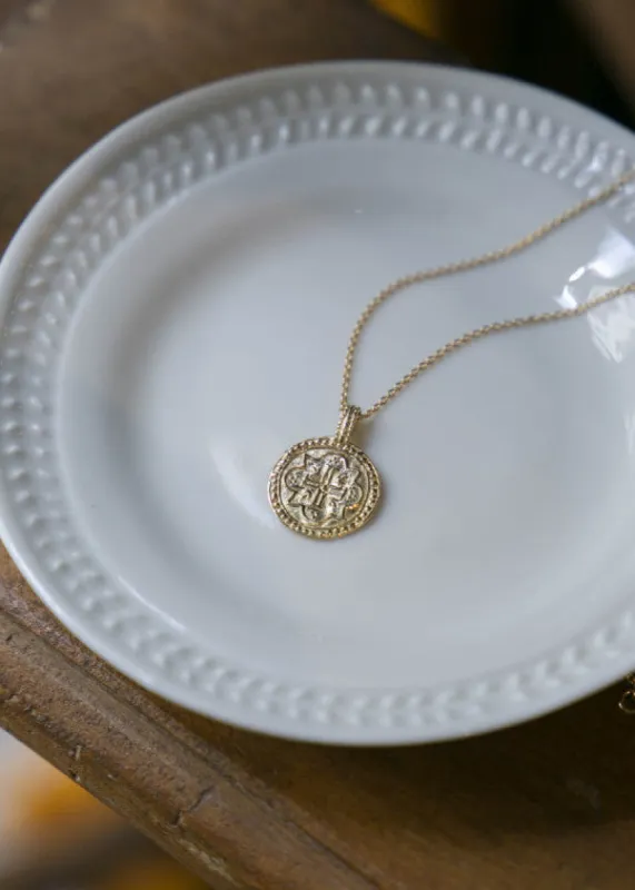 Collier en vermeil Crésus sold by Alix D. Reynis