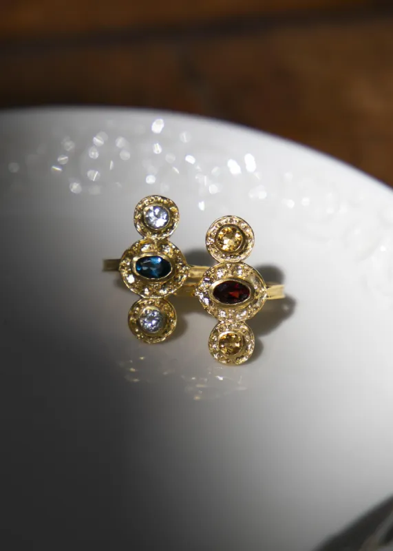 Bague en vermeil et Topaze Adélaïde sold by Alix D. Reynis