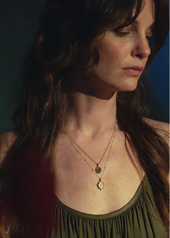 Pendentif intaille en or 18 carats et onyx noir Fede sold by Alix D. Reynis product image thumbnail 2