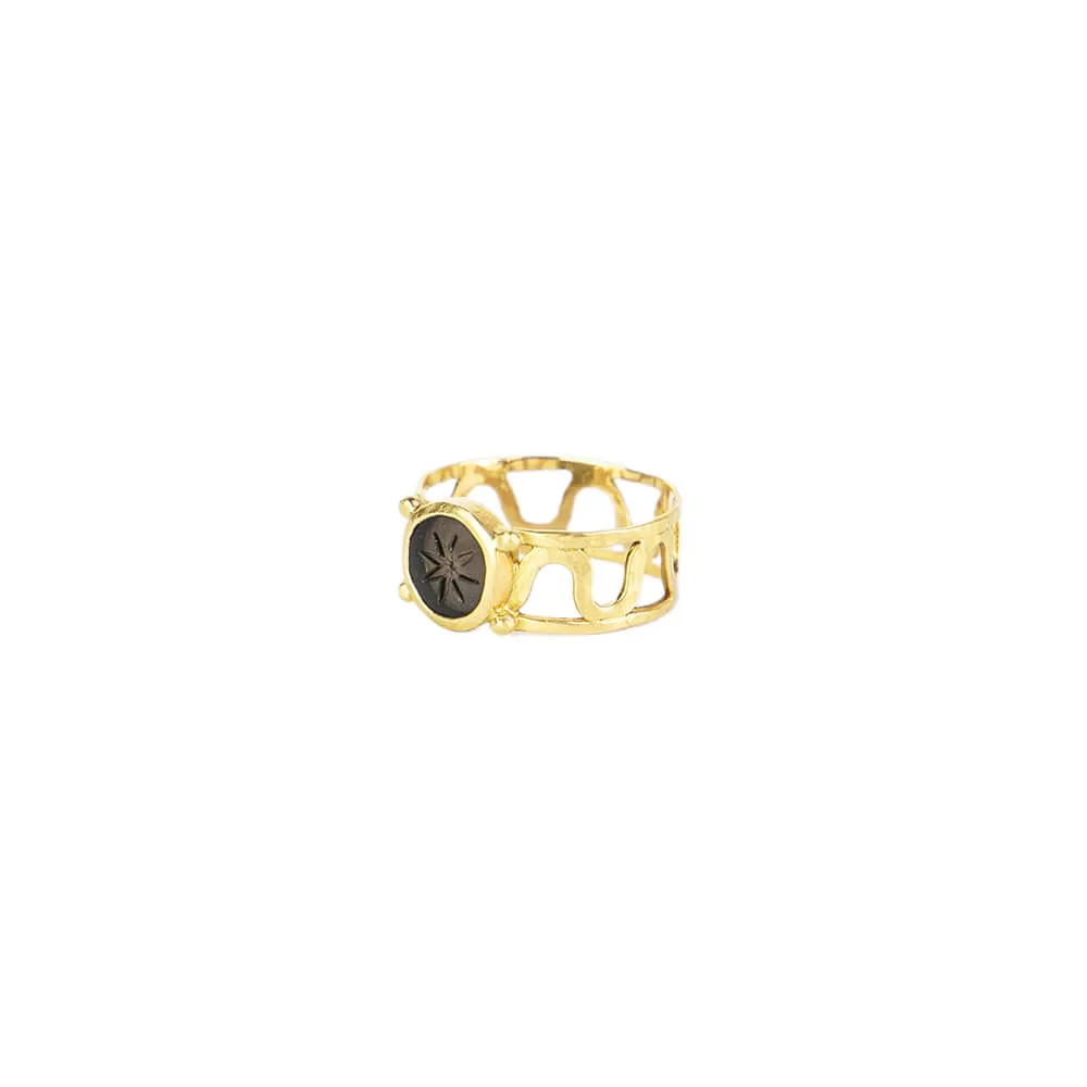 Bague intaille en or 18 carats et onyx noir Arès sold by Alix D. Reynis product image thumbnail 5