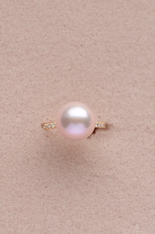 SELENE ring, pearl/pink sold by Karolin Van Loon Womens