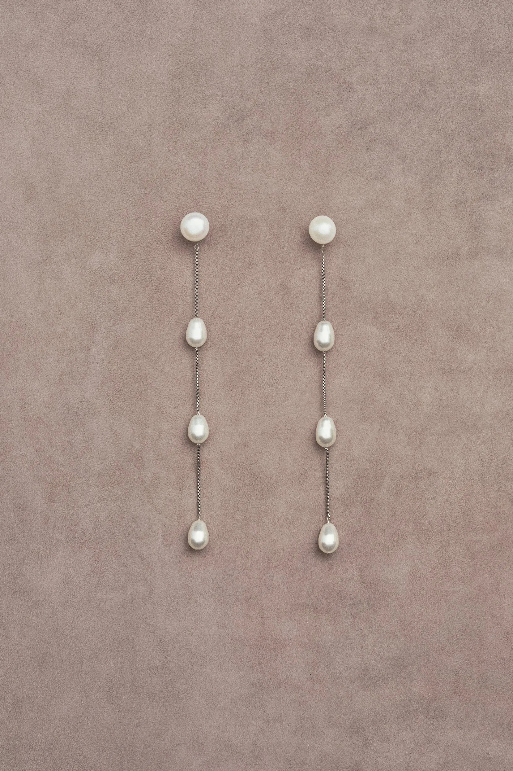 MEDIUM PEARL DROP EARRINGS sold by Sophie Buhai Womens product image thumbnail 3