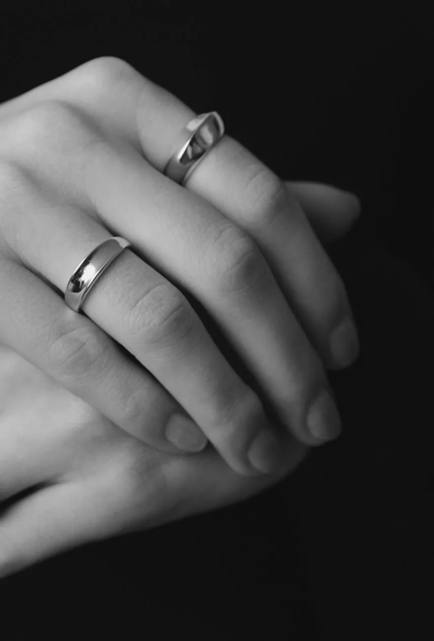 Crescent Ring Gold sold by Maslo product image thumbnail 2