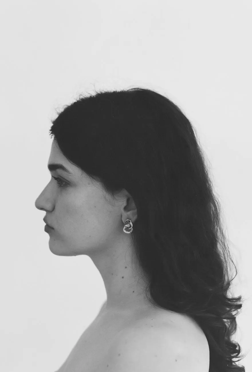 Linked Earrings Gold sold by Maslo product image thumbnail 4