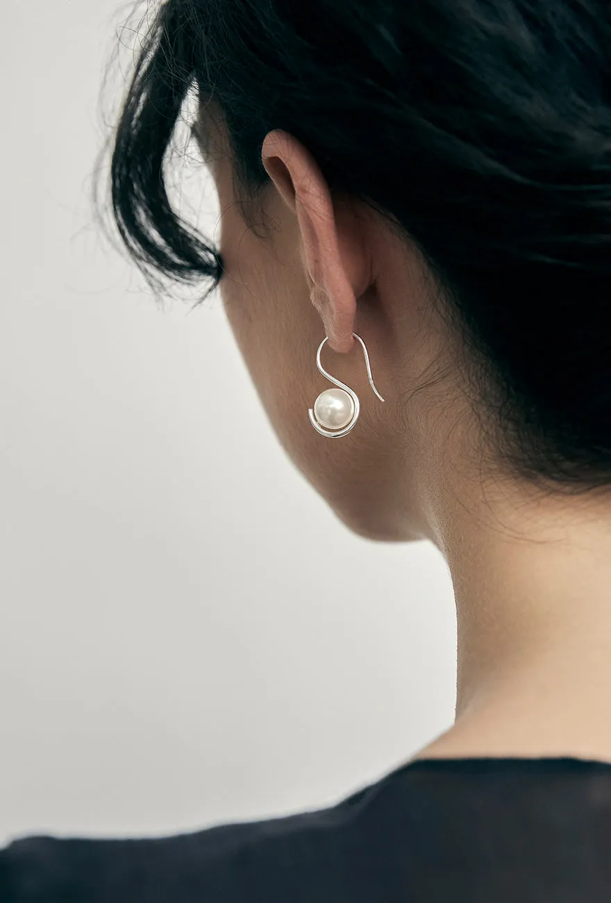 Wrap Earrings Pearl sold by Maslo product image thumbnail 2