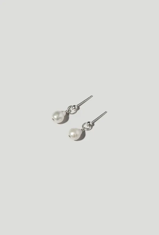 Balle Pearl Studs Sterling Silver made by Maslo
