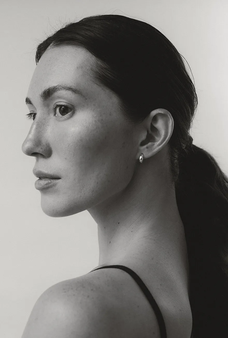 Crescent Earrings Gold sold by Maslo product image thumbnail 4