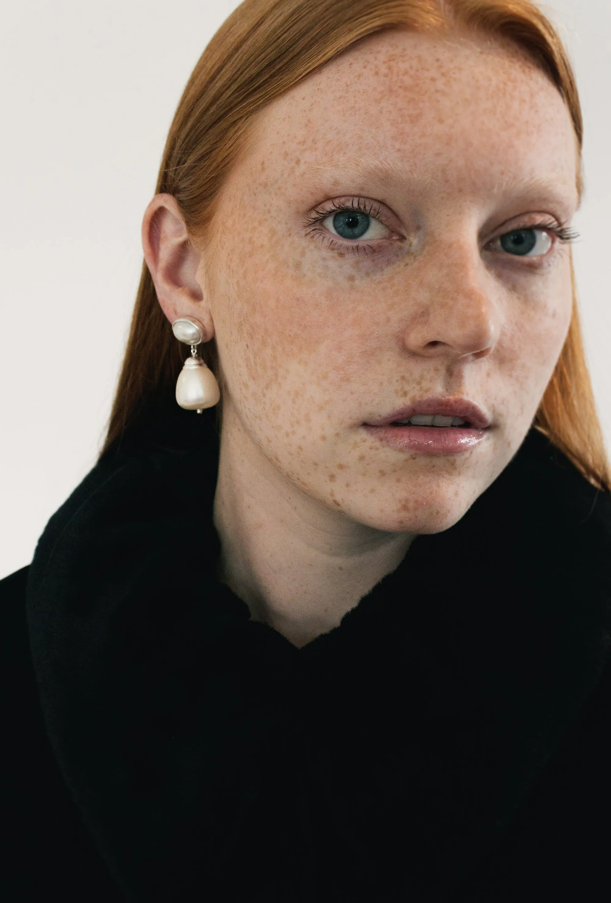 Marceau Earrings Pearl sold by Maslo product image thumbnail 2