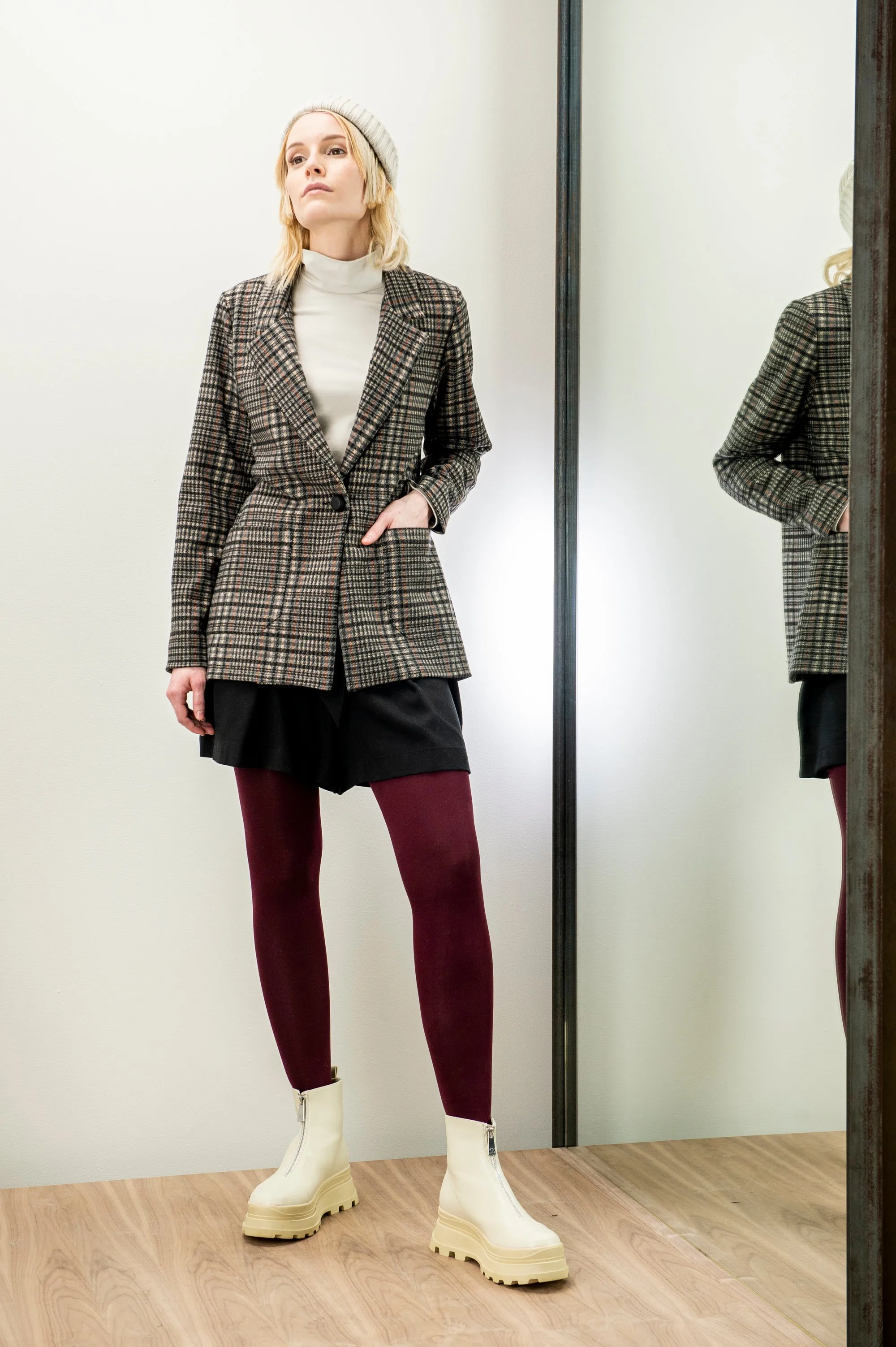 Tribune Tencel Shorts sold by Bodybag by Jude product image thumbnail 4