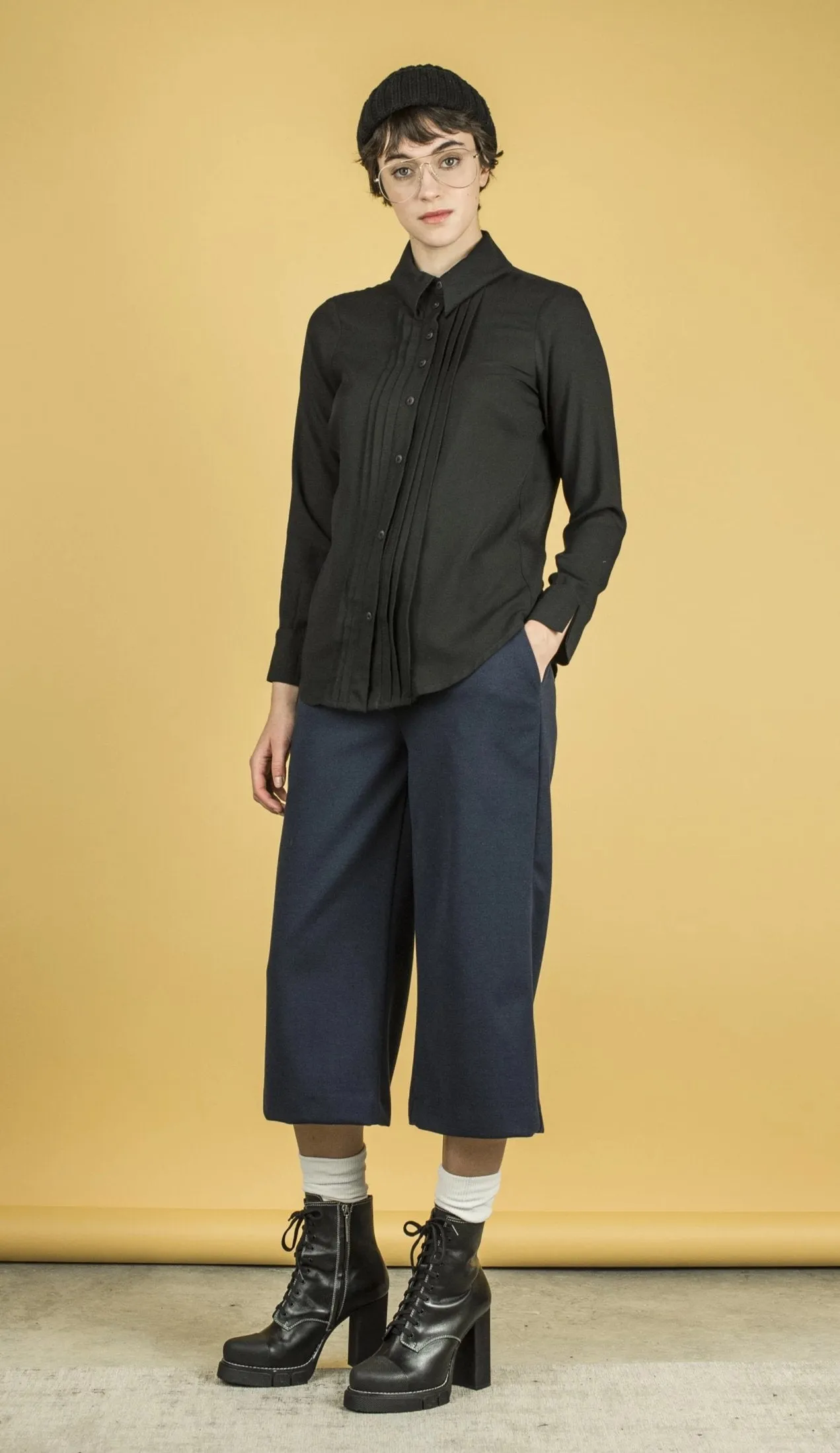 White 3/4 Pants sold by Bodybag by Jude product image thumbnail 3