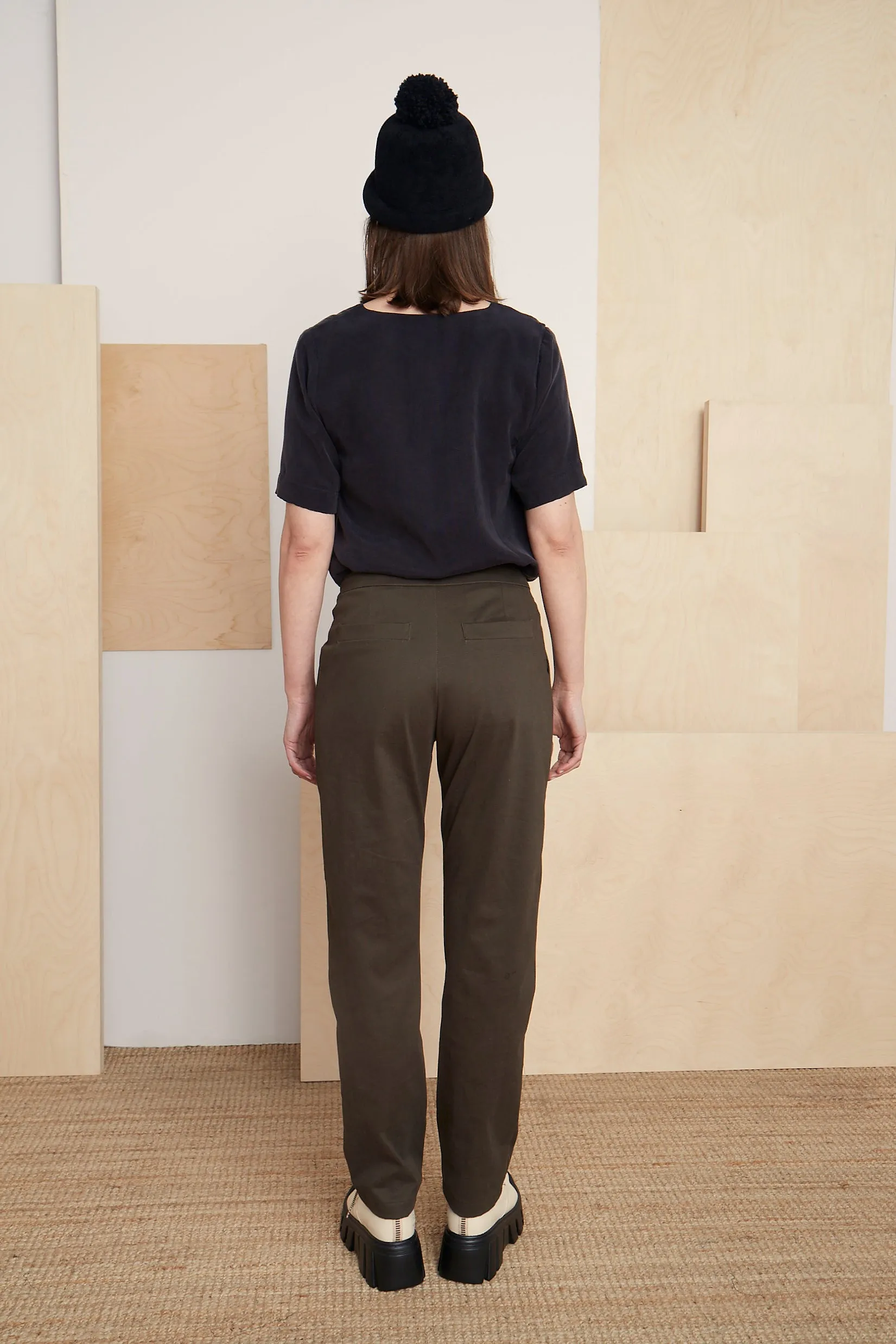 Nelson Carrot Pants sold by Bodybag by Jude product image thumbnail 3