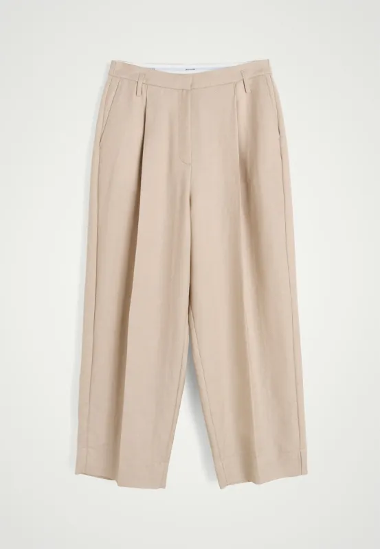 Carla Pants - Croissant sold by Birgitte Herskind
