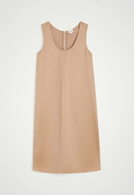 Panda Dress - Beige sold by Birgitte Herskind