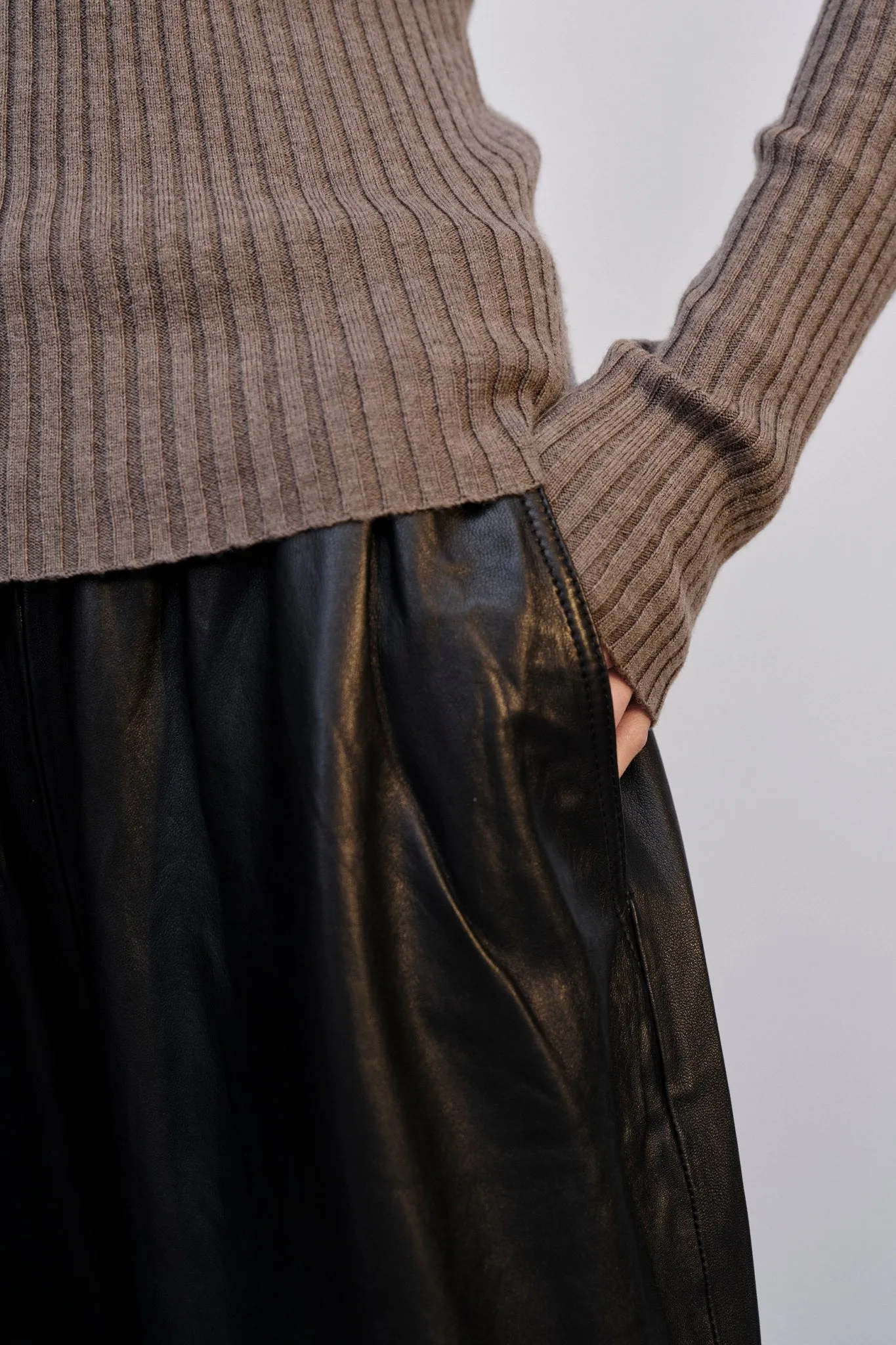 Bob Blouse Merino Wool - Earth sold by Birgitte Herskind product image thumbnail 4