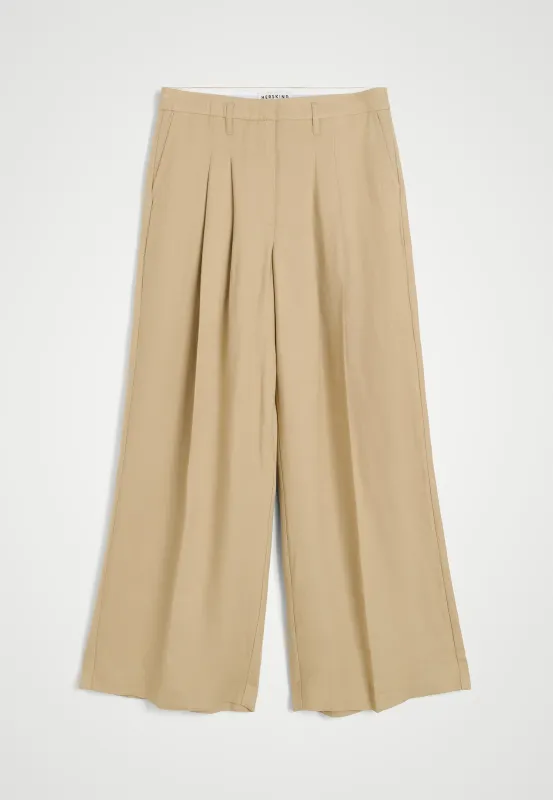 Lotus Pants - Beige sold by Birgitte Herskind
