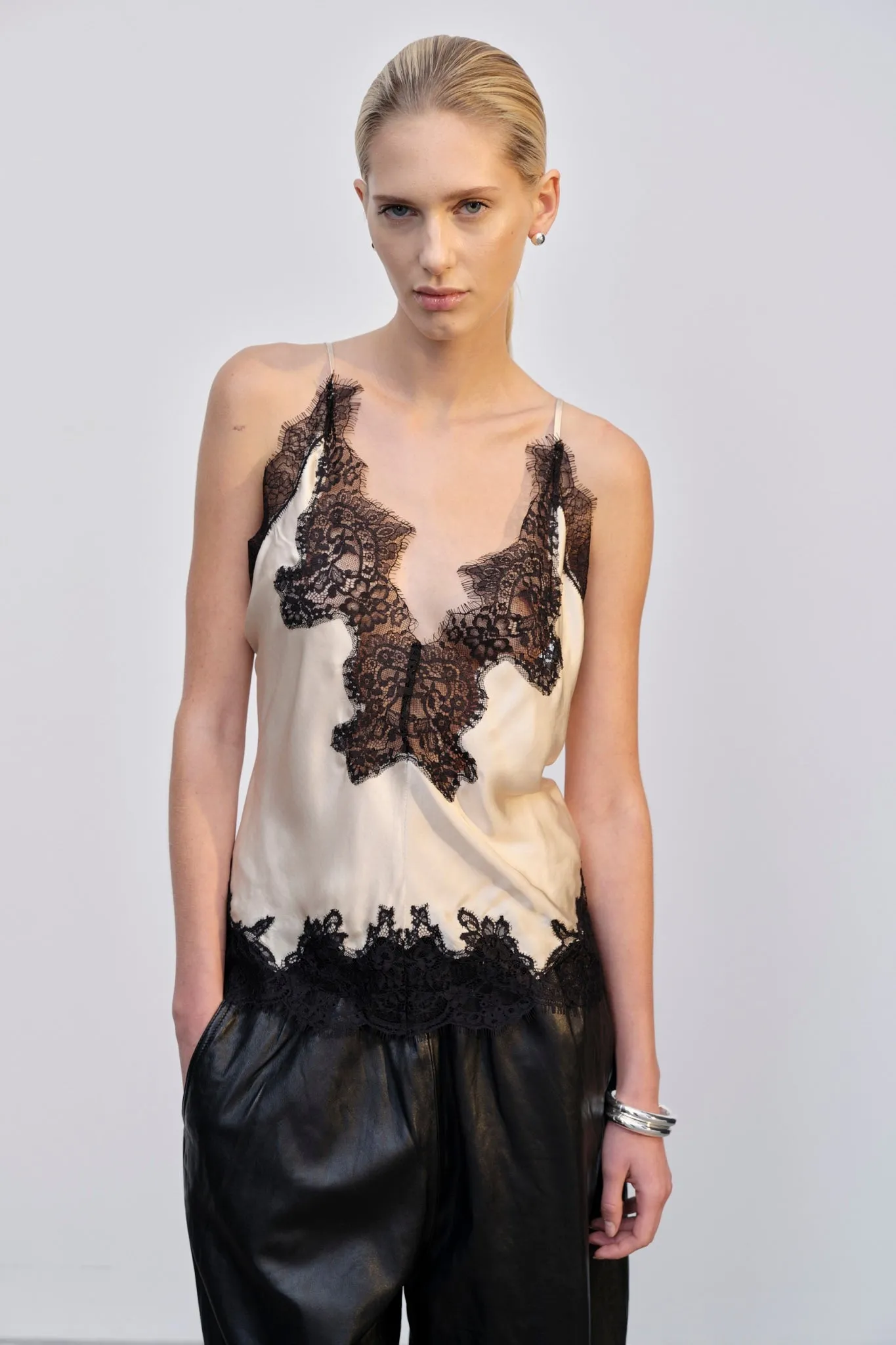 Zew Top - Creme / Black sold by Birgitte Herskind product image thumbnail 2