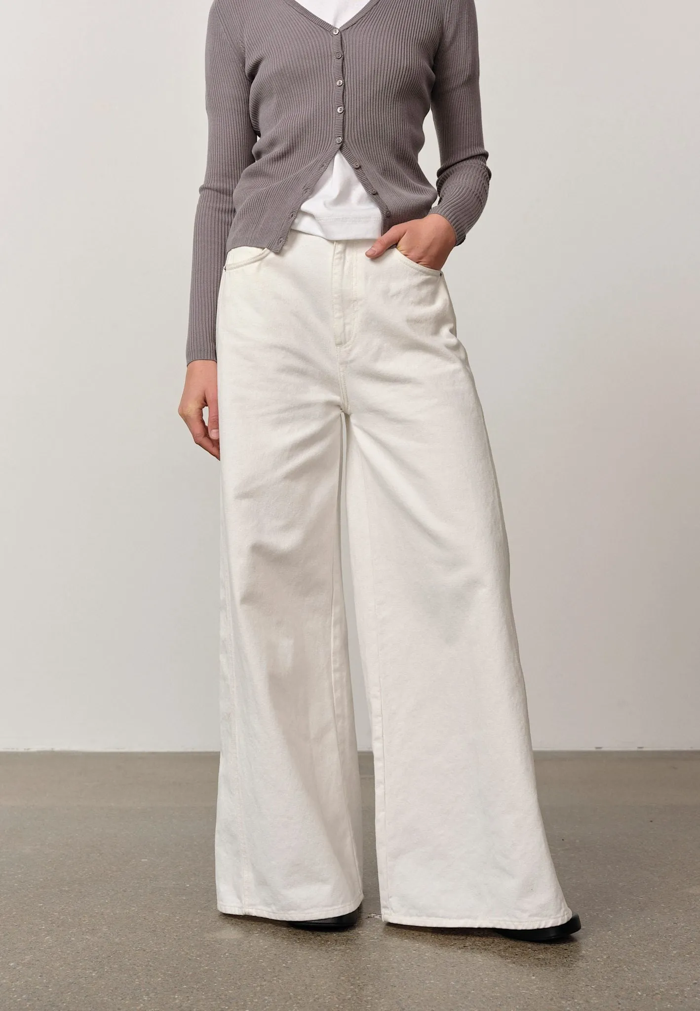 Katja Jeans - Off White (Leg size 32" - Long) sold by Birgitte Herskind product image thumbnail 5