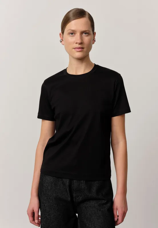 Ditlev T-Shirt - Black sold by Birgitte Herskind