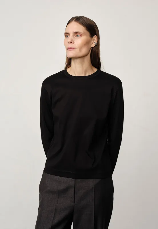 Dagmar T-Shirt - Black sold by Birgitte Herskind