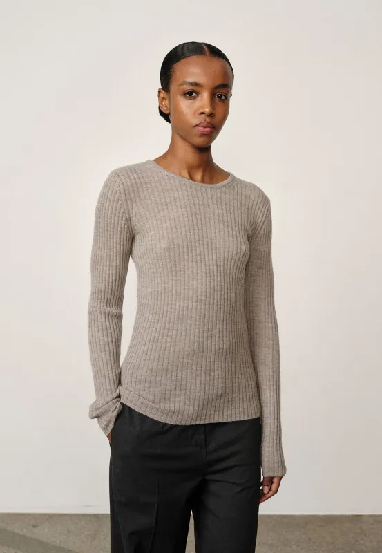 Camb Knit Blouse - Light Taube sold by Birgitte Herskind