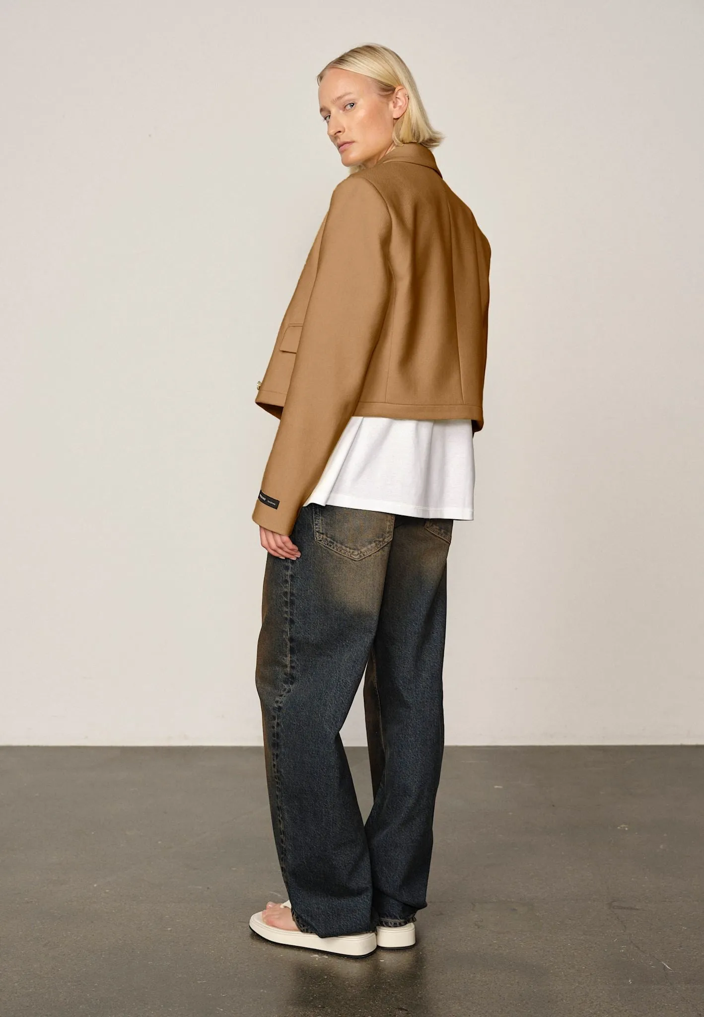 Elo Fittet Blazer - Wood sold by Birgitte Herskind product image thumbnail 4