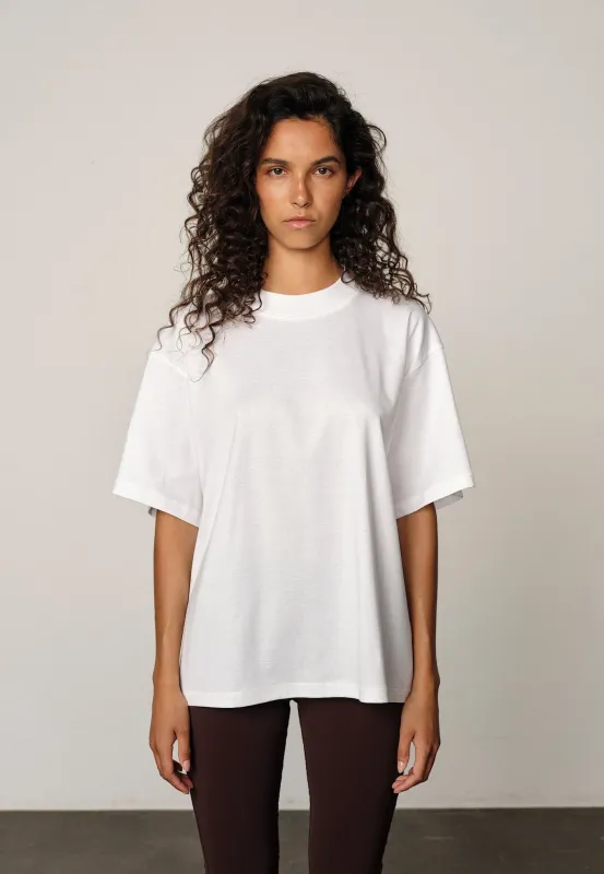 Larsson T-shirt - White sold by Birgitte Herskind