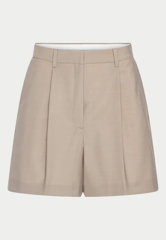 Reggy Shorts - Sand made by Birgitte Herskind