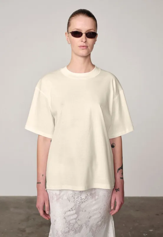 Larsson T-shirt - Creme sold by Birgitte Herskind