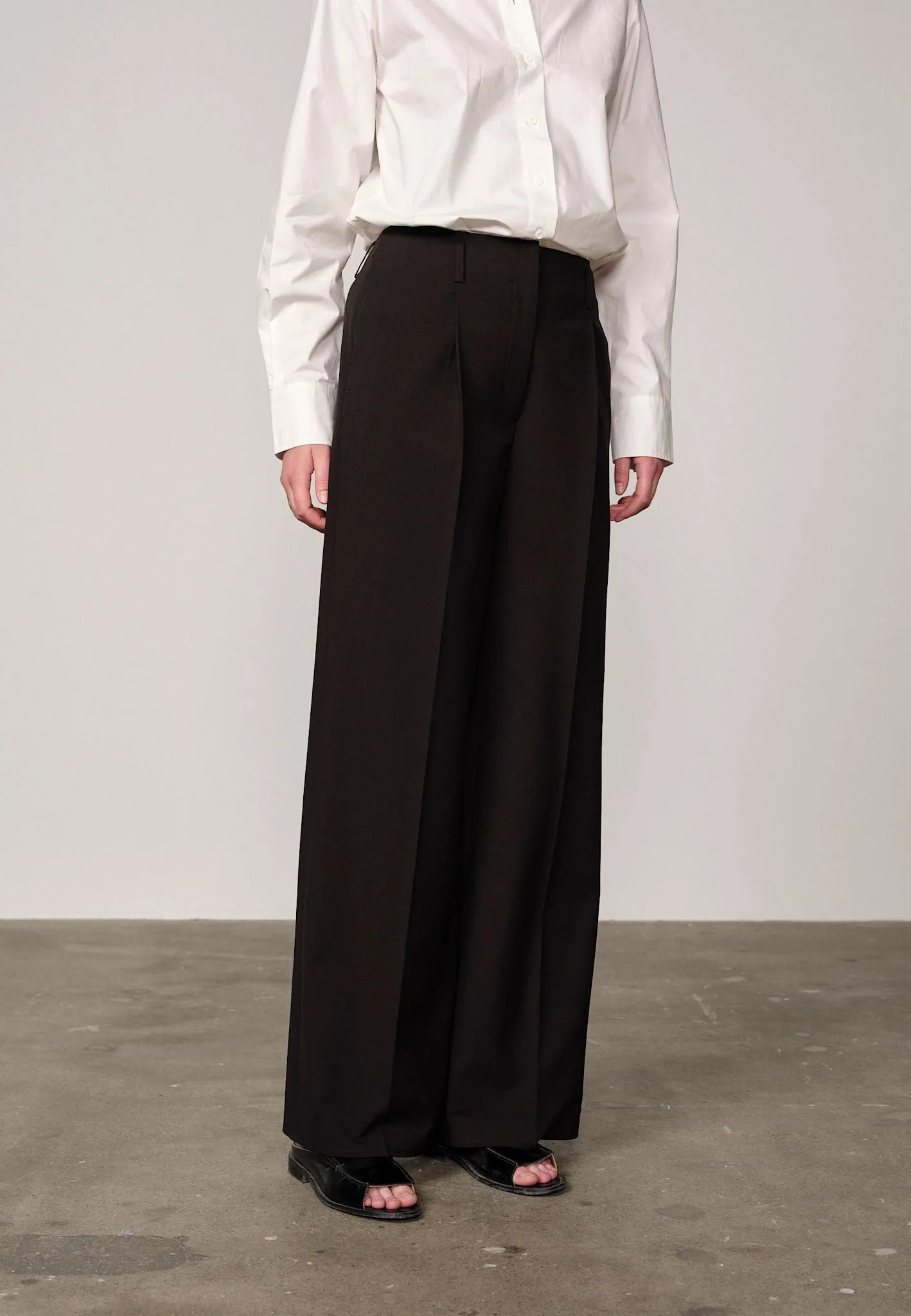 Felicia Midt Waist Pants - Black sold by Birgitte Herskind