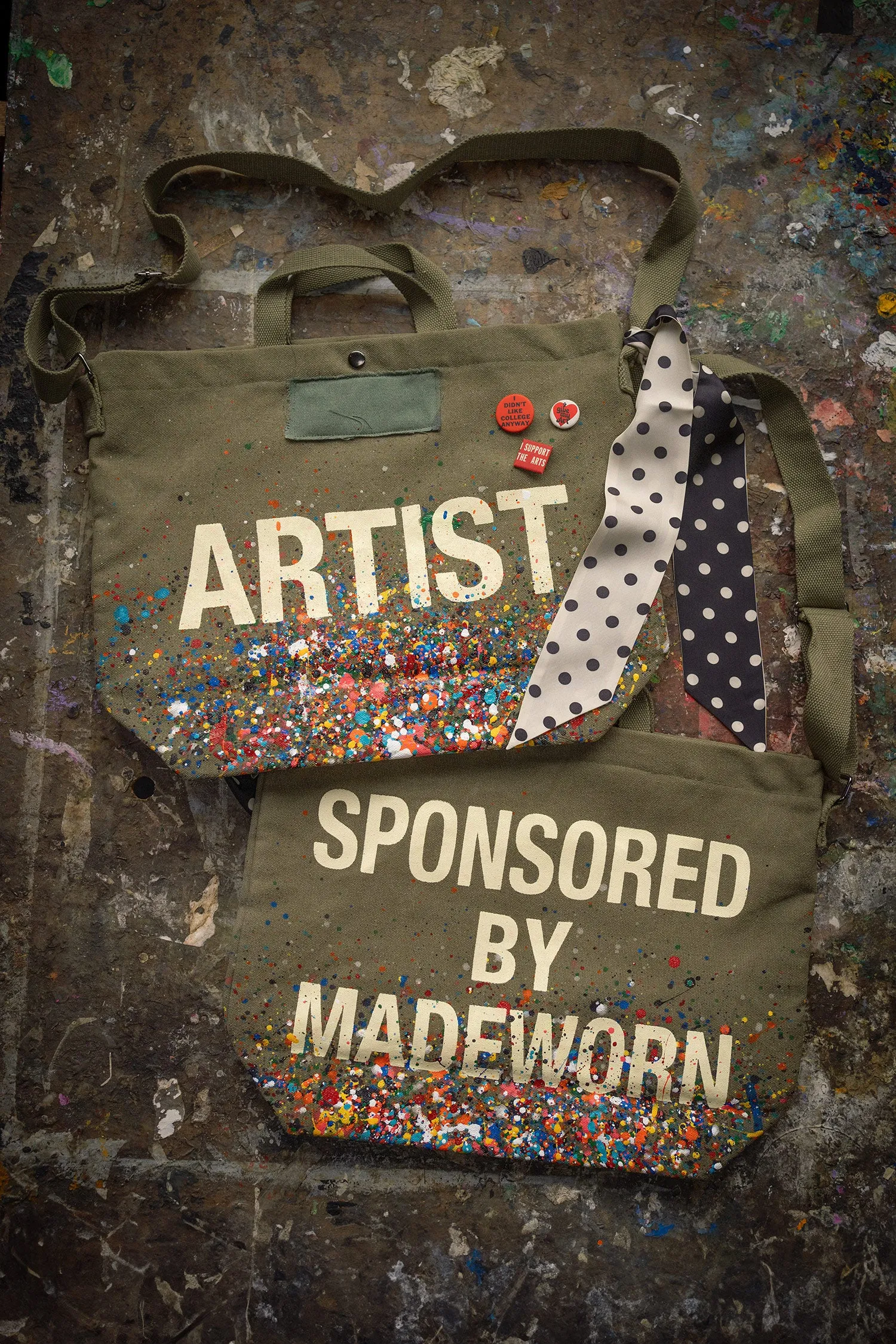MADE WORN "ARTIST" CANVAS BAG ARMY sold by MadeWorn