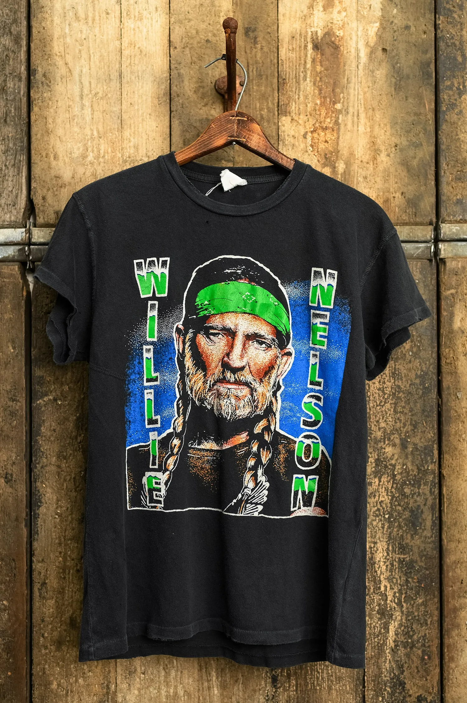 WILLIE NELSON ALWAYS ON MY MIND sold by MadeWorn