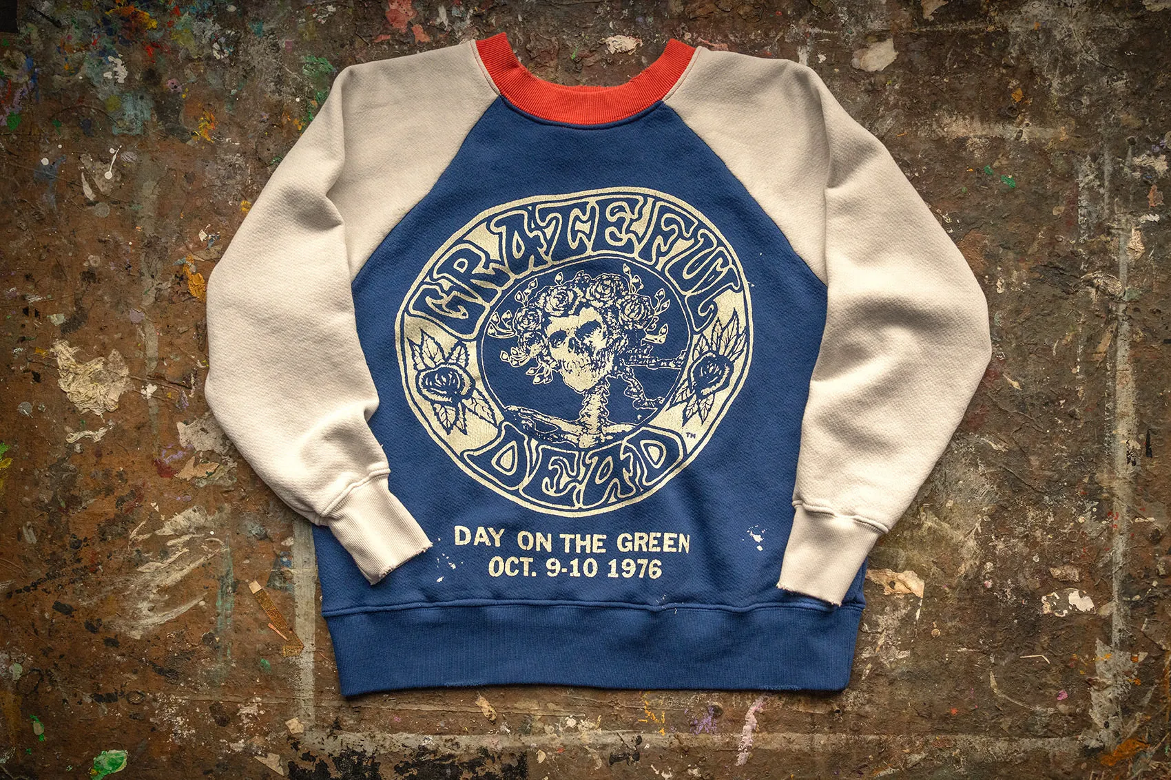 GRATEFUL DEAD DAY ON THE GREEN SHRUNKEN SWEATSHIRT sold by MadeWorn product image thumbnail 3