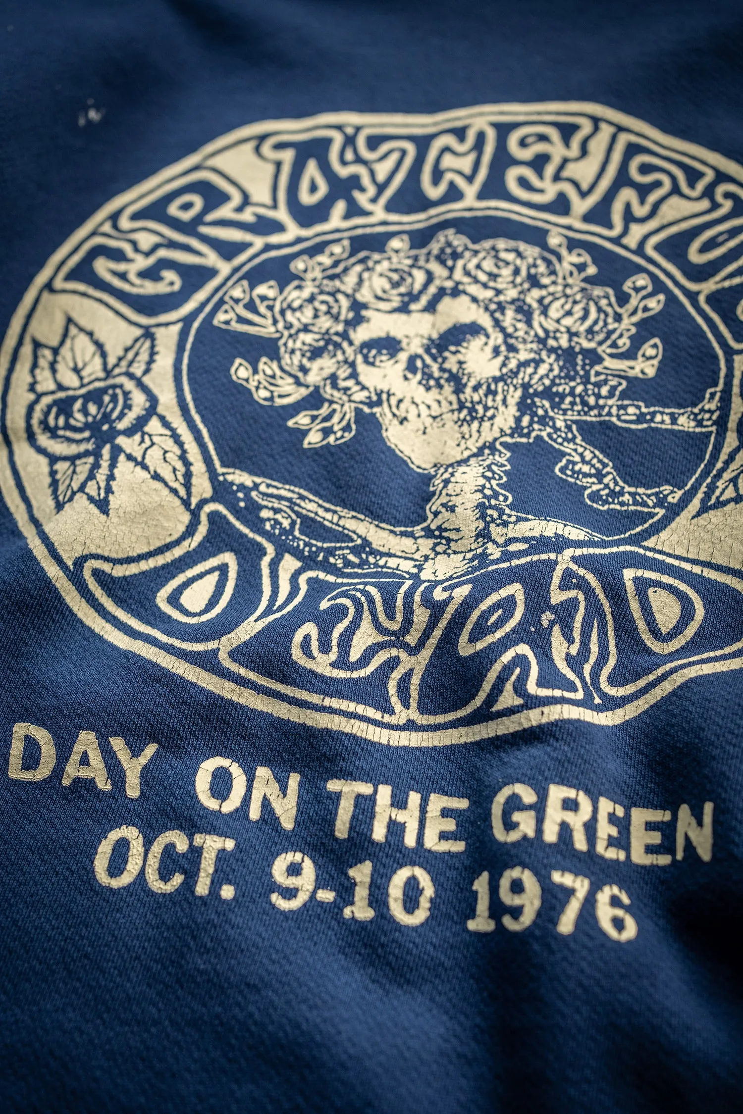 GRATEFUL DEAD DAY ON THE GREEN SHORT SLEEVE SWEATSHIRT sold by MadeWorn product image thumbnail 4