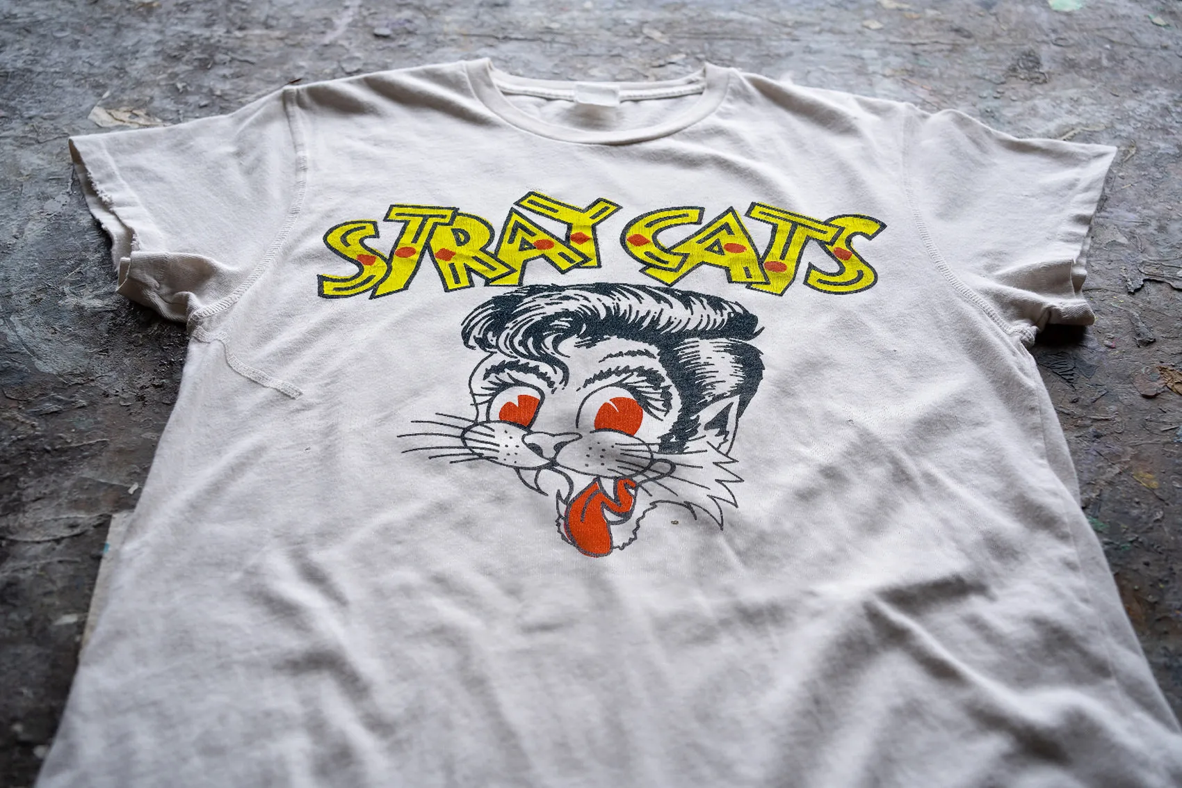 STRAY CATS ROCK THIS TOWN sold by MadeWorn product image thumbnail 3