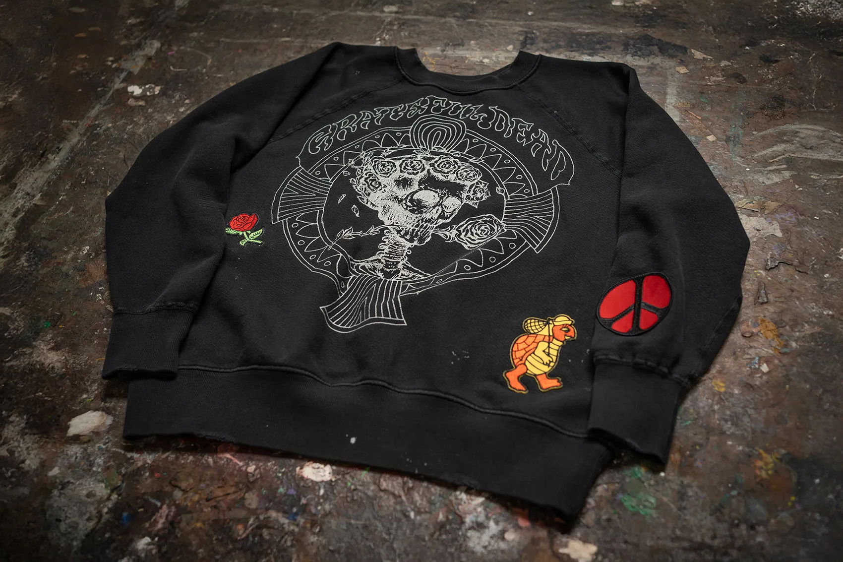 GRATEFUL DEAD THE MUSIC NEVER STOPPED SHRUNKEN SWEATSHIRT sold by MadeWorn product image thumbnail 3
