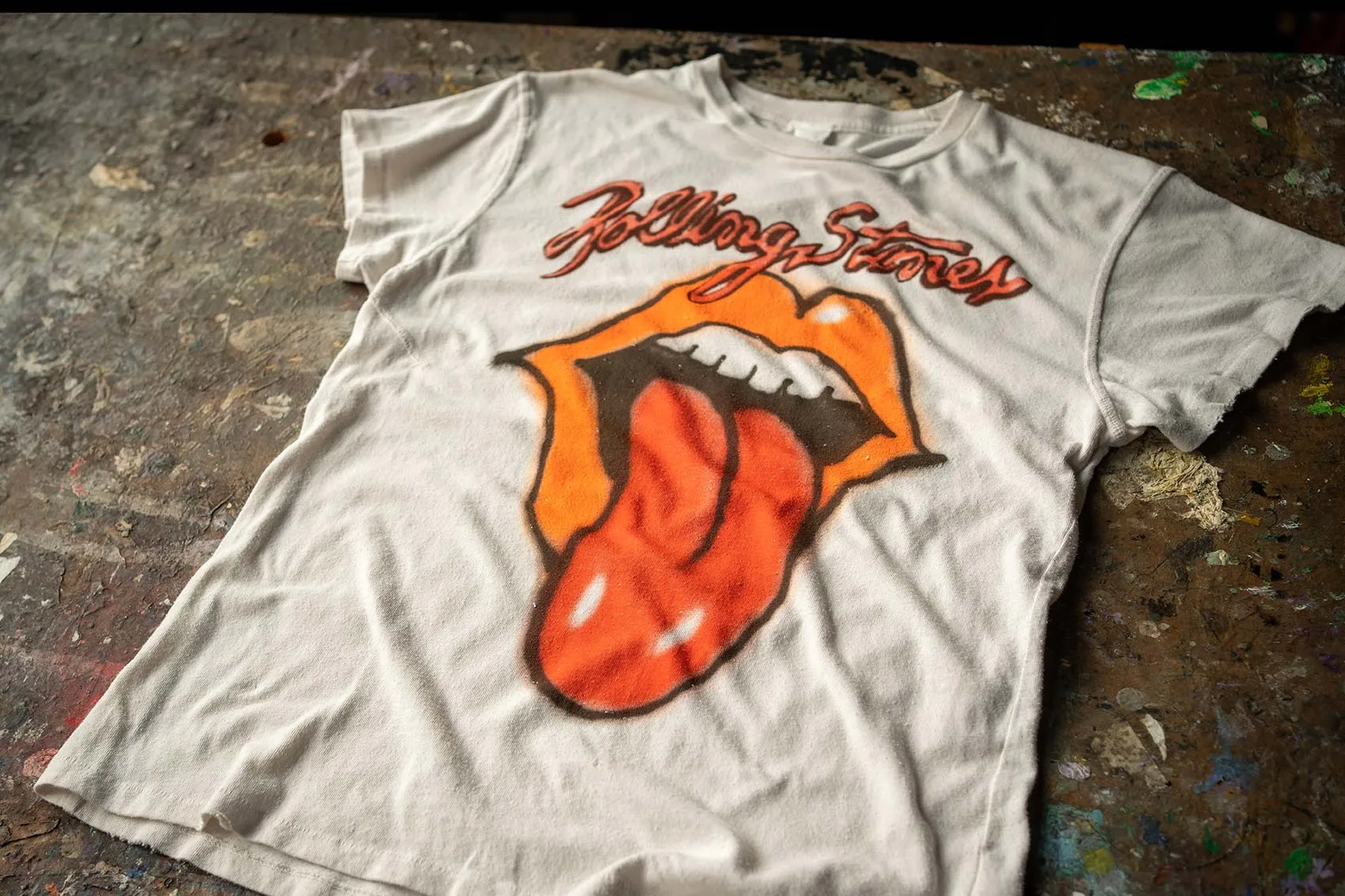 ROLLING STONES AIRBRUSH TONGUE sold by MadeWorn product image thumbnail 3