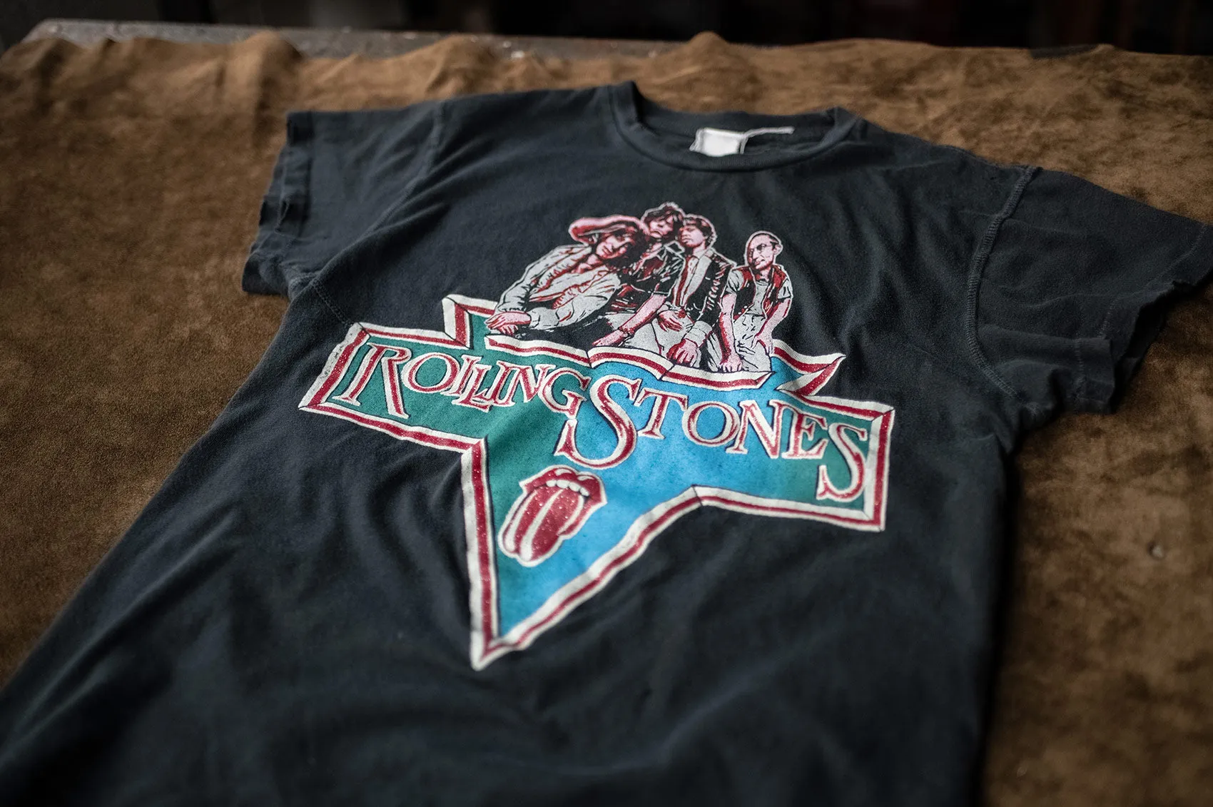 ROLLING STONES BEAST OF BURDEN sold by MadeWorn product image thumbnail 3