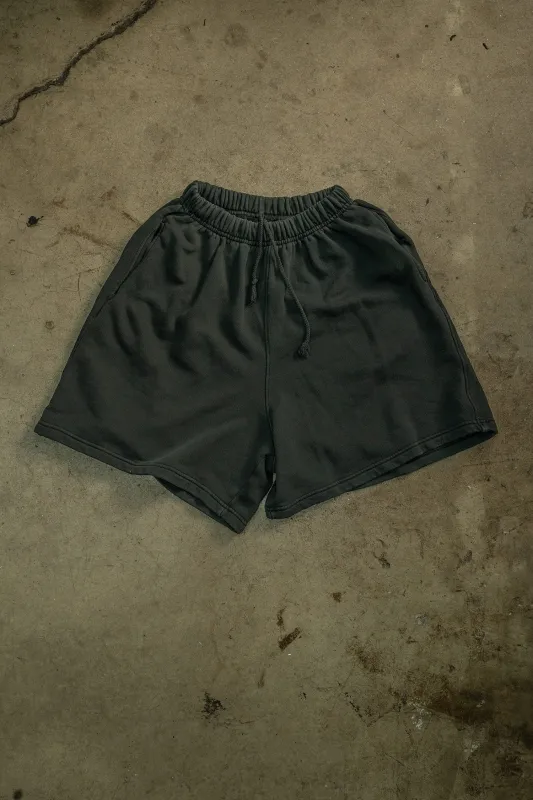 MADE WORN OVERSIZED SWEATSHORTS COAL sold by MadeWorn