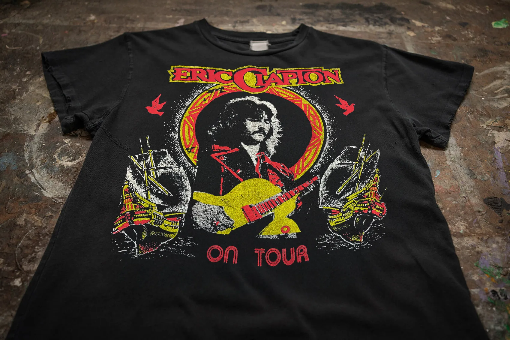 ERIC CLAPTON ON TOUR sold by MadeWorn product image thumbnail 3