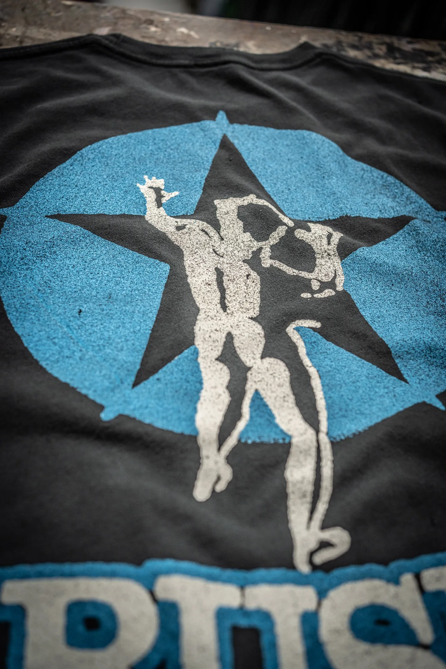 RUSH LIVE IN CONCERT sold by MadeWorn product image thumbnail 5