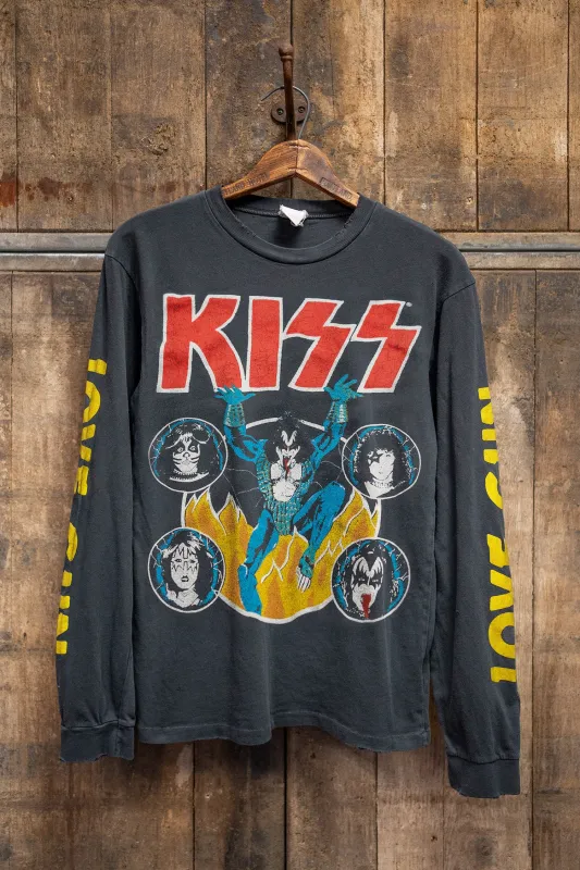 KISS LOVE GUN LONG SLEEVE sold by MadeWorn