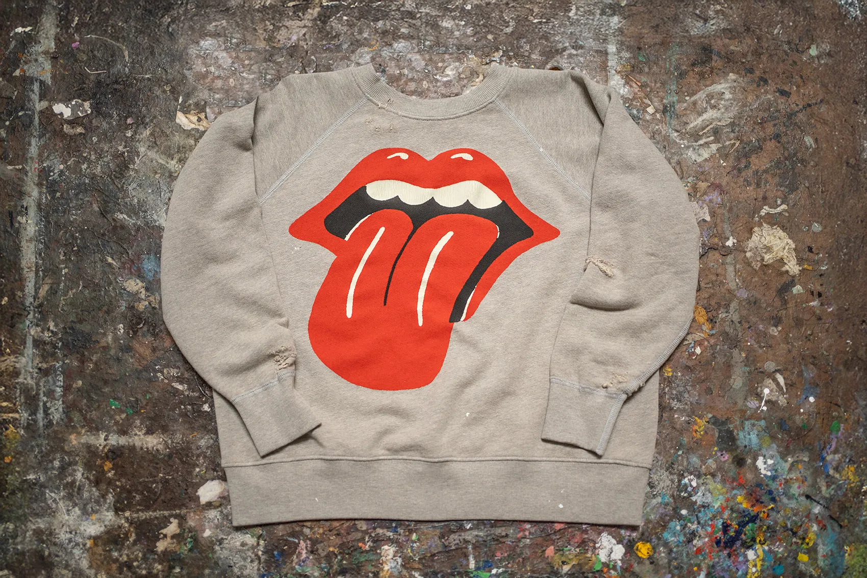 ROLLING STONES SHRUNKEN SWEATSHIRT sold by MadeWorn product image thumbnail 3