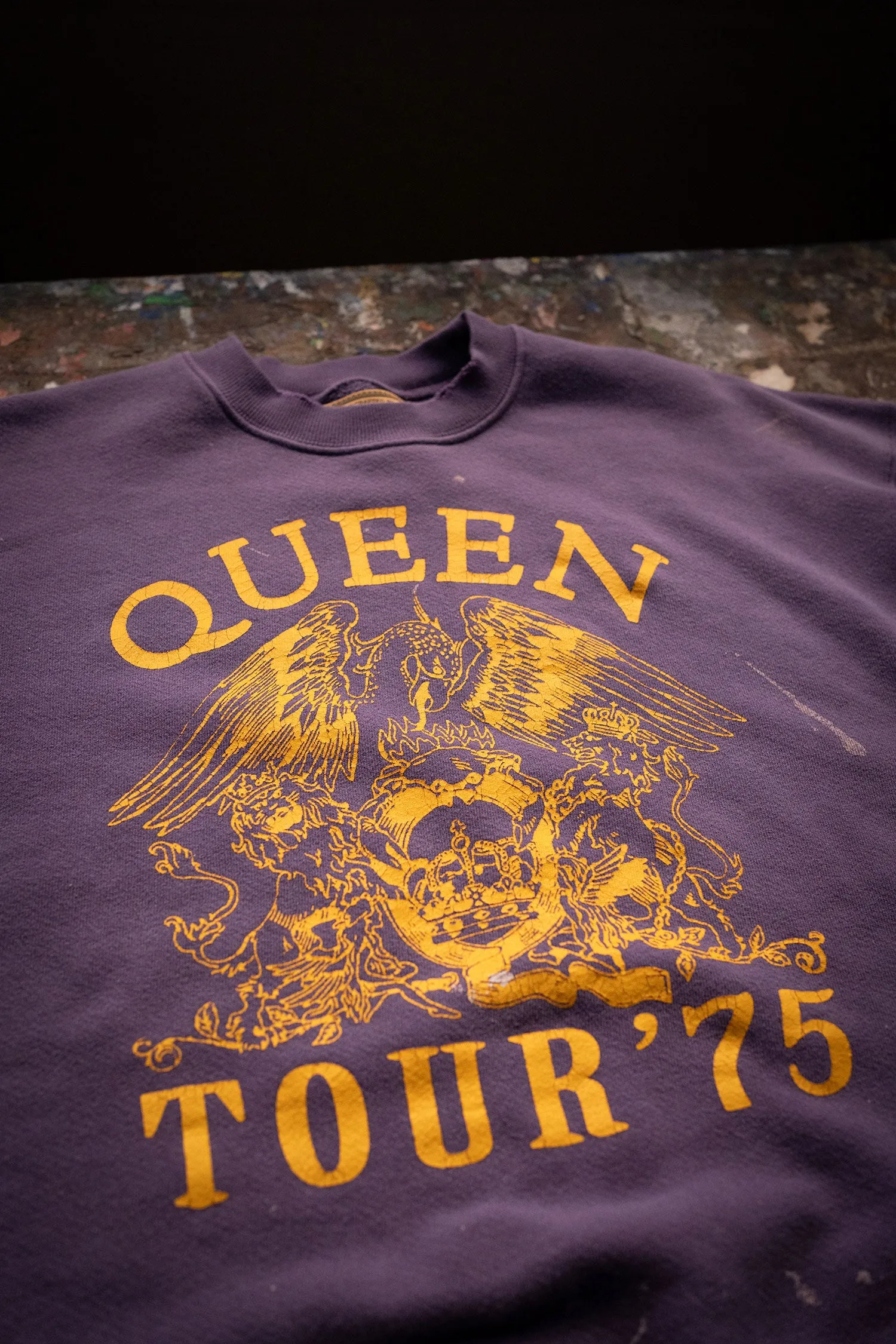 QUEEN '75 TOUR CLASSIC CREW SWEATSHIRT sold by MadeWorn product image thumbnail 4