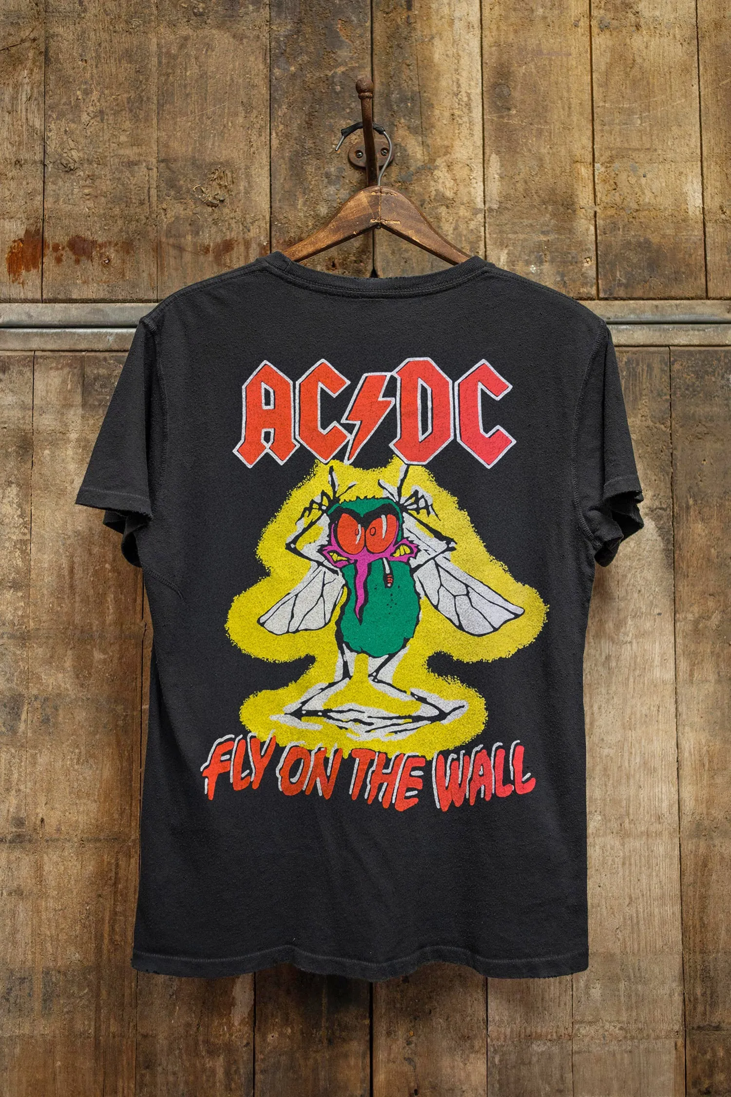 AC/DC FLY ON THE WALL POCKET sold by MadeWorn product image thumbnail 2