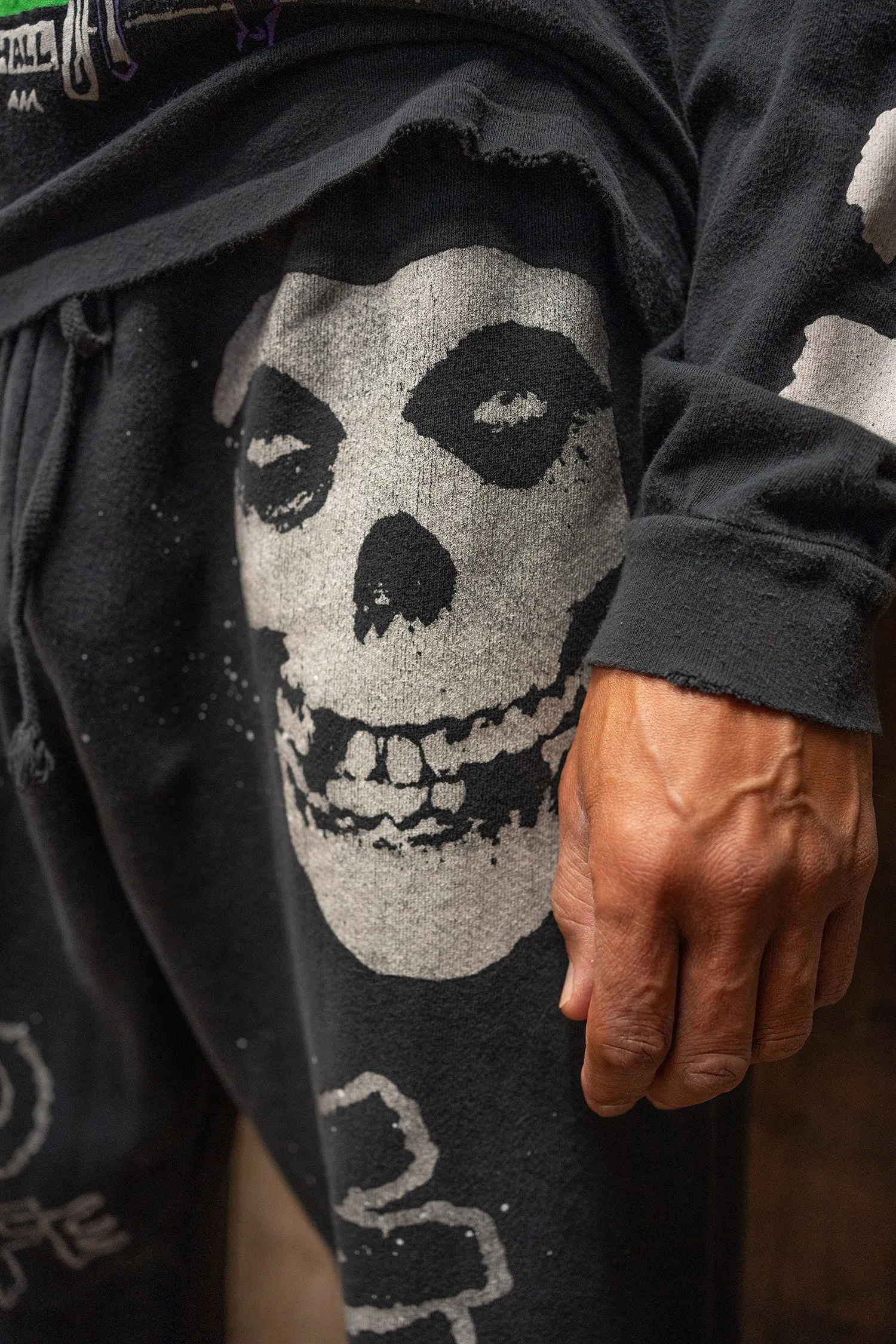 MISFITS P.E. SWEATPANTS sold by MadeWorn product image thumbnail 5