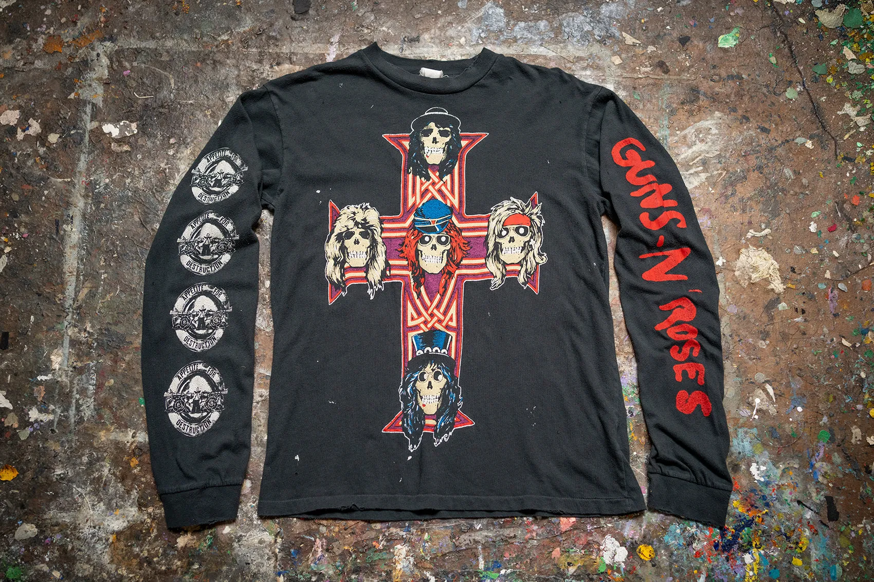 GUNS N' ROSES SO FAR AWAY LONG SLEEVE sold by MadeWorn product image thumbnail 3