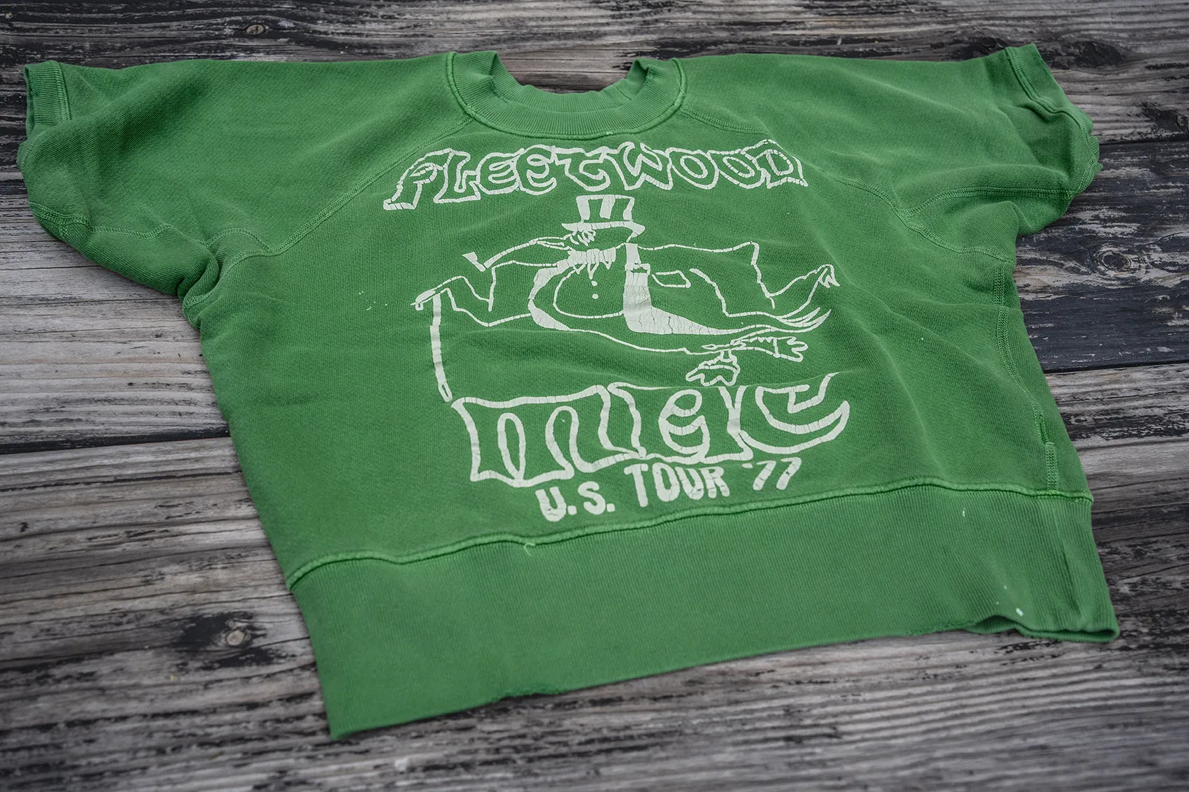 FLEETWOOD MAC LANDSLIDE SHORT SLEEVE SWEATSHIRT sold by MadeWorn product image thumbnail 3