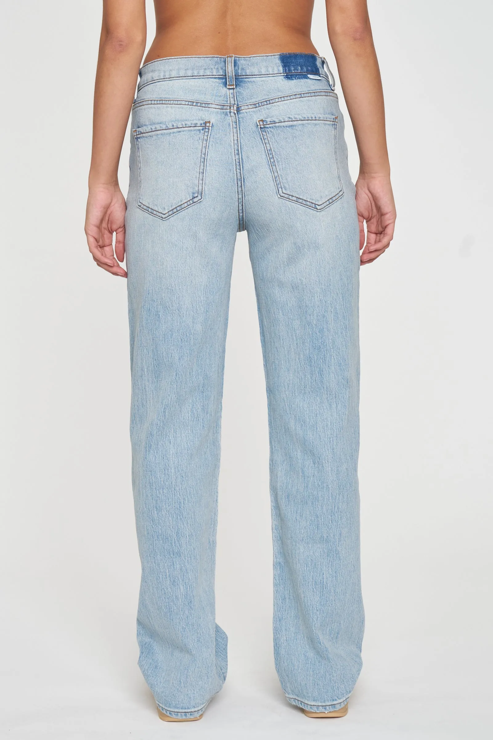 1999 Jeans Slouch Fit in Promise Vintage sold by Daze product image thumbnail 3