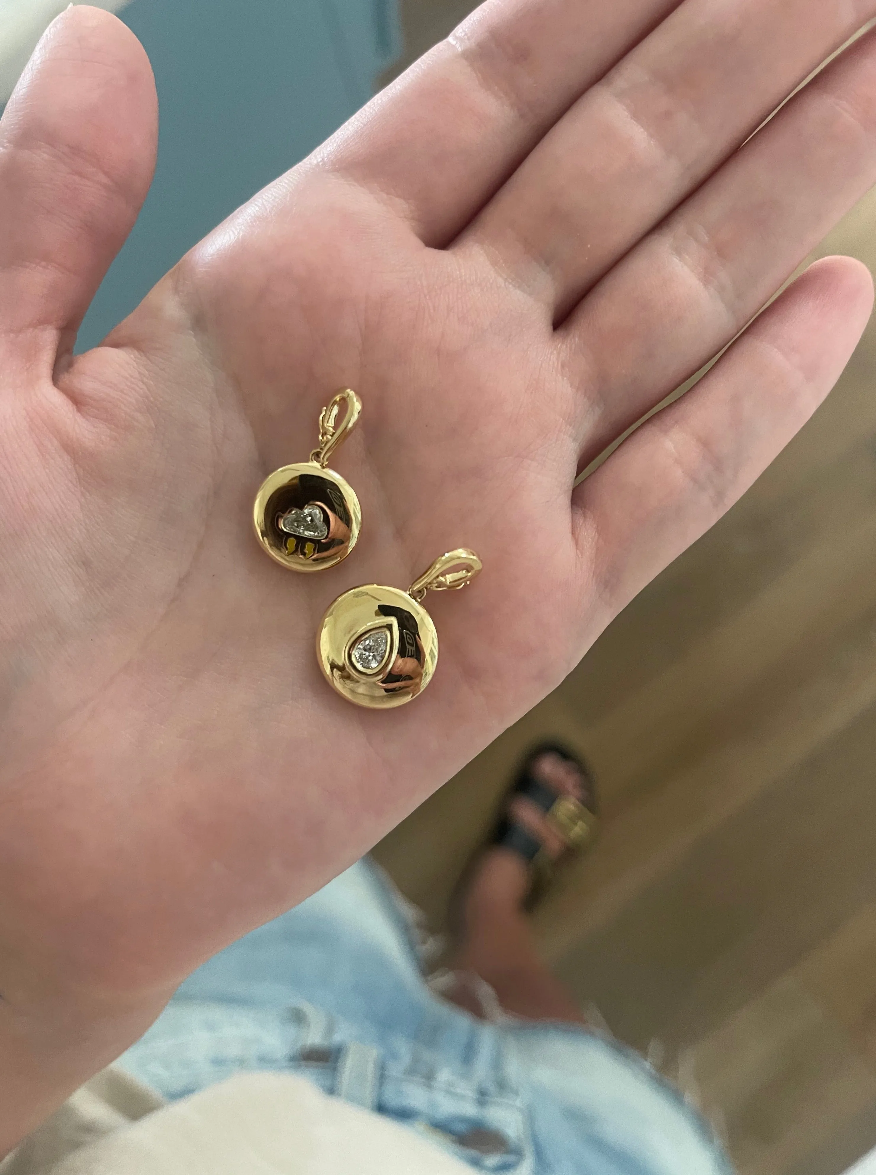 Raindrop Saucer Charm sold by Stoned Fine Jewelry product image thumbnail 2