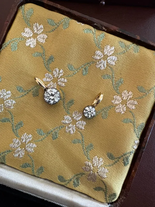 Collet Set 2 Carat Round Diamond Charm made by Stoned Fine Jewelry